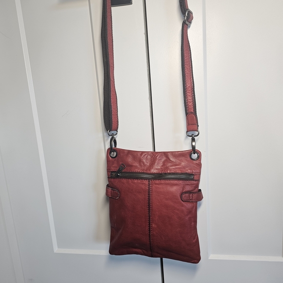 Patricia Nash Francesca Red Leather Crossbody Bag - Picture 2 of 14